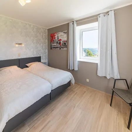 Ferienhaus Spacious In Stavelot, Cleaning Included