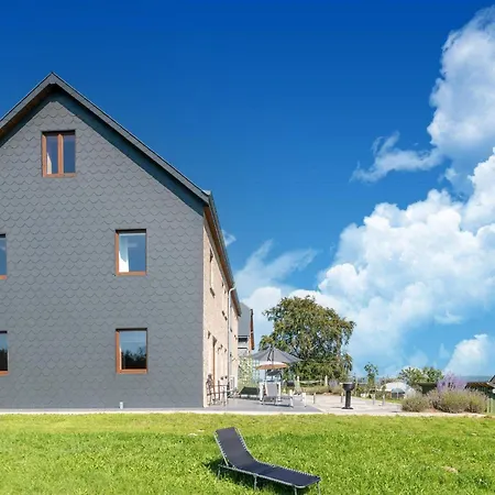 Spacious In Stavelot, Cleaning Included Ferienhaus